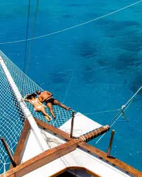 Private boat tour on the crystal-clear waters in Aruba