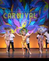 l show on stage at Cas di Cultura theater in Aruba